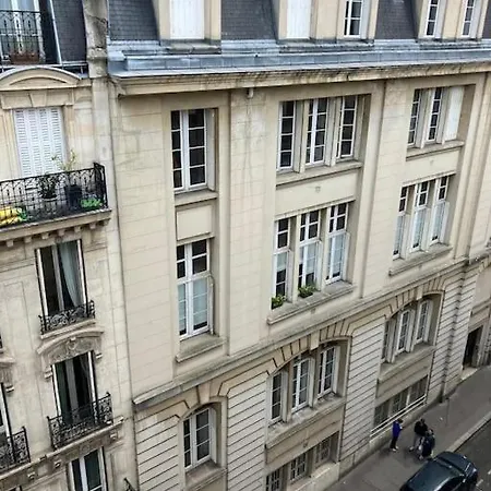 Charming Flat Апартаменты *