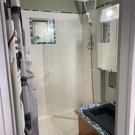 Charming Flat Апартаменты *