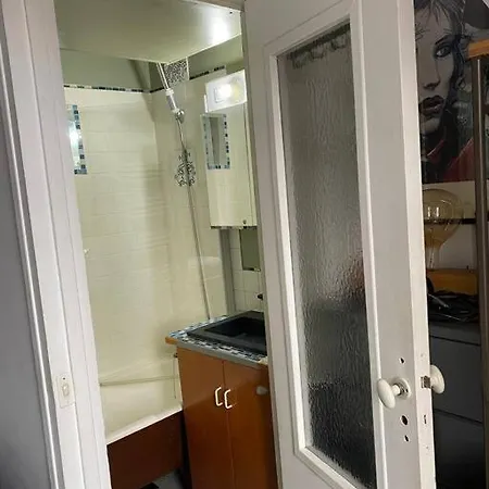 Апартаменты Charming Flat Париж